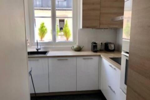 Nice Five Flat Near Bastille Appartement Parijs